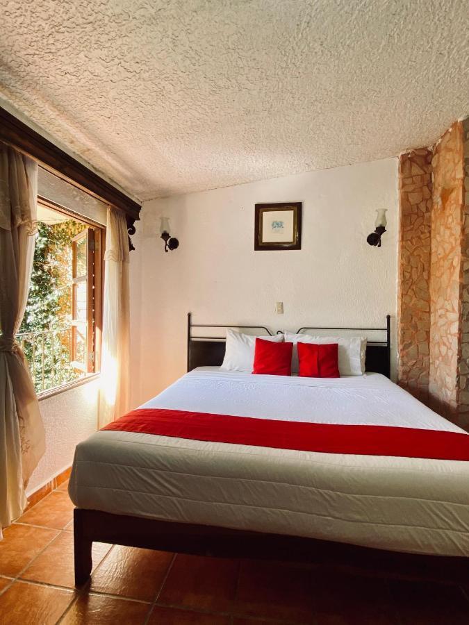 Hotel De Cervantes San Sebastián del Oeste Extérieur photo