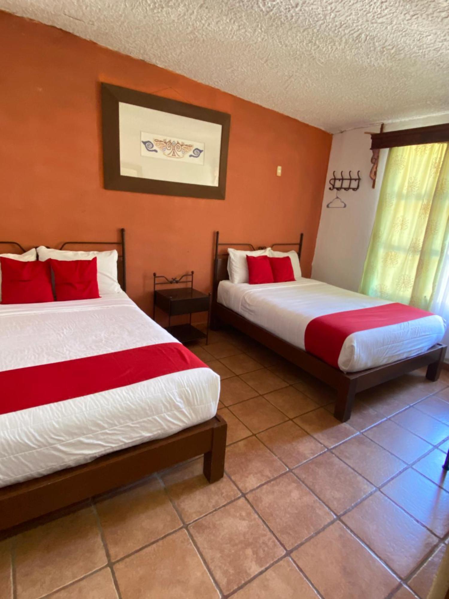 Hotel De Cervantes San Sebastián del Oeste Chambre photo